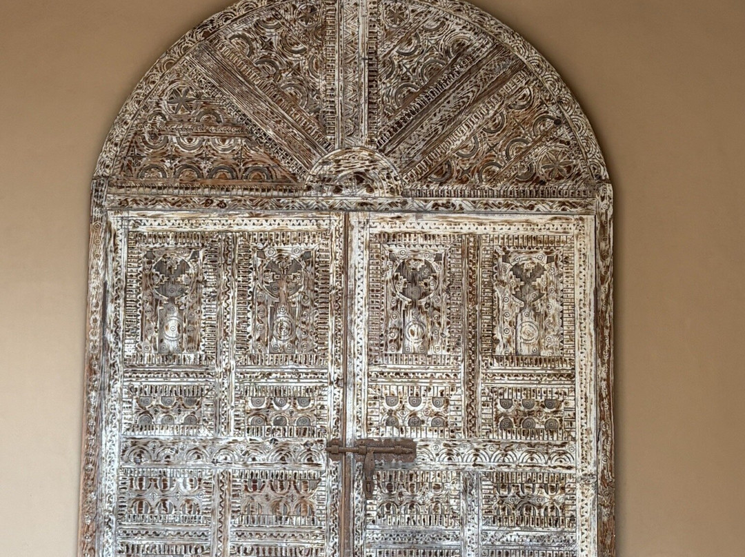 泰拉皇宫别墅度假村主图