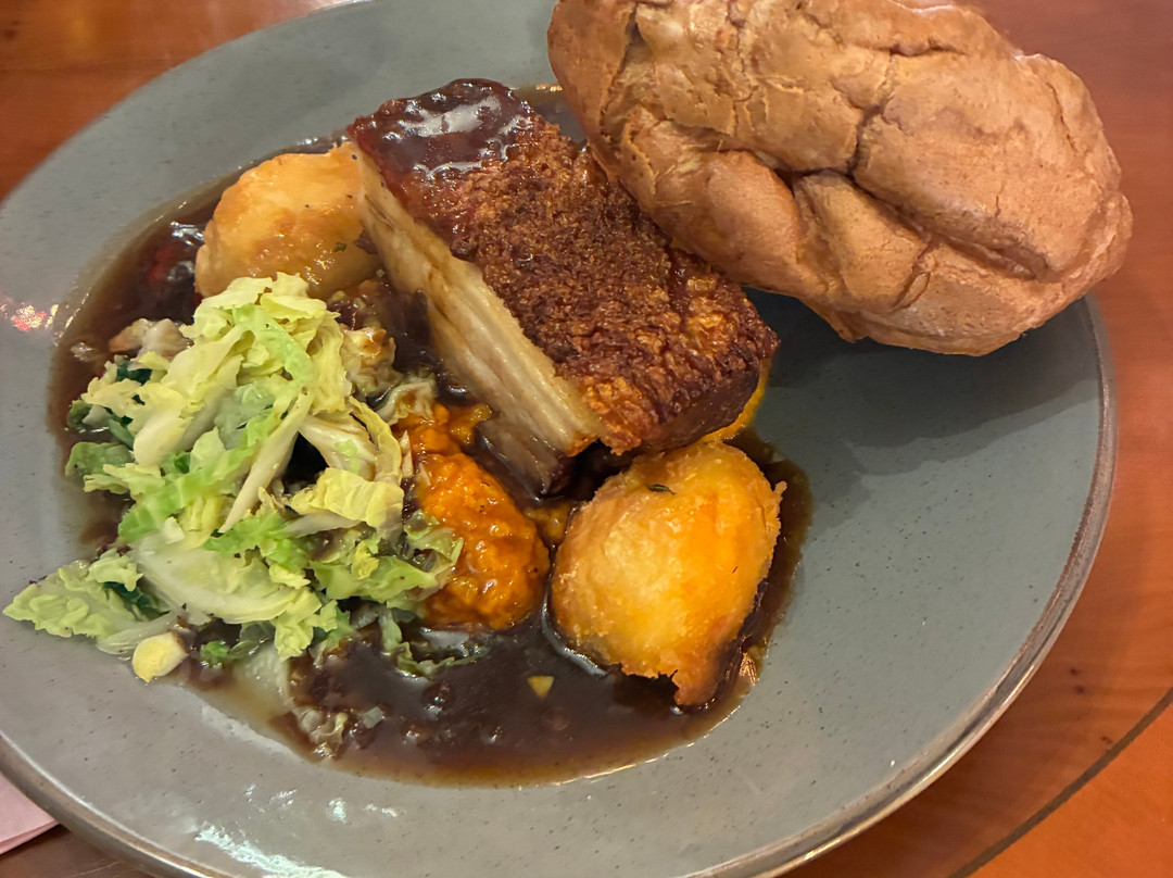 Village Limits主图