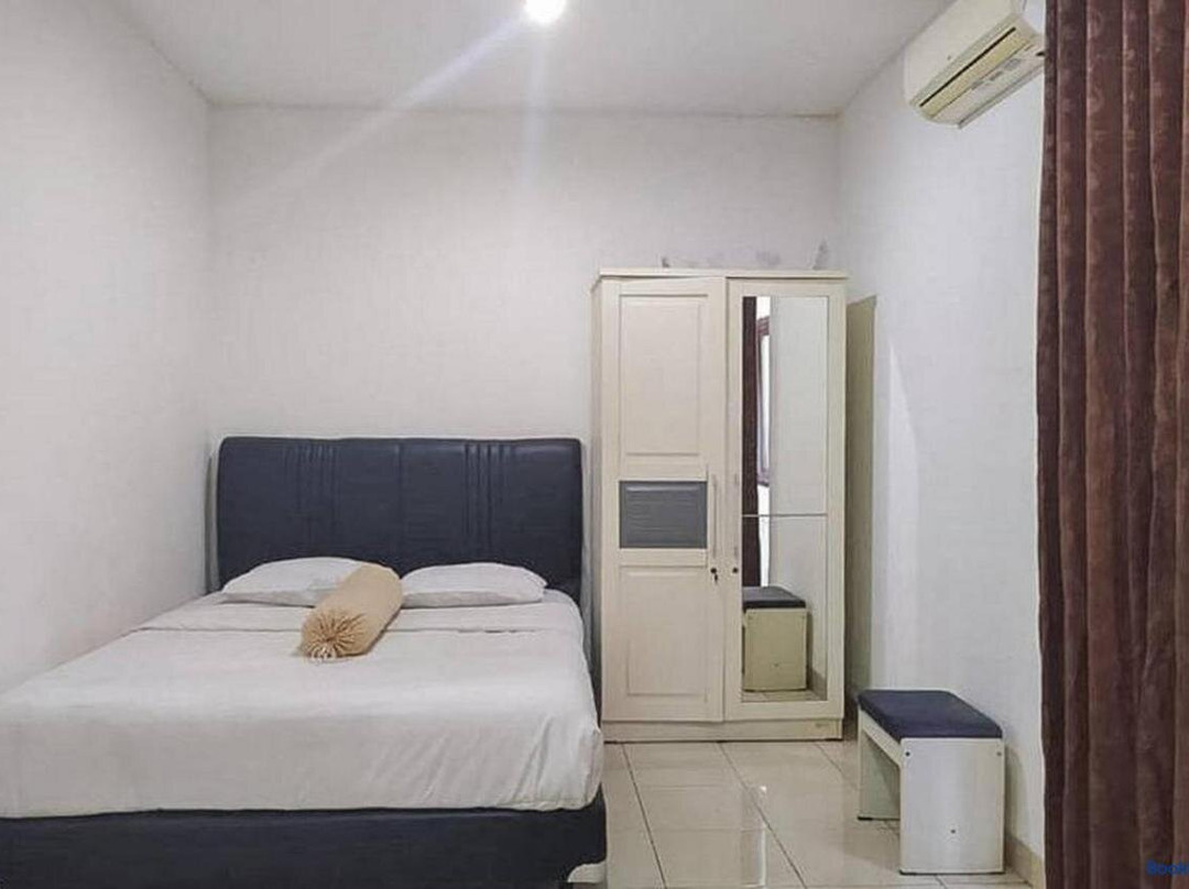 Graha HT Sumantri Mitra RedDoorz
