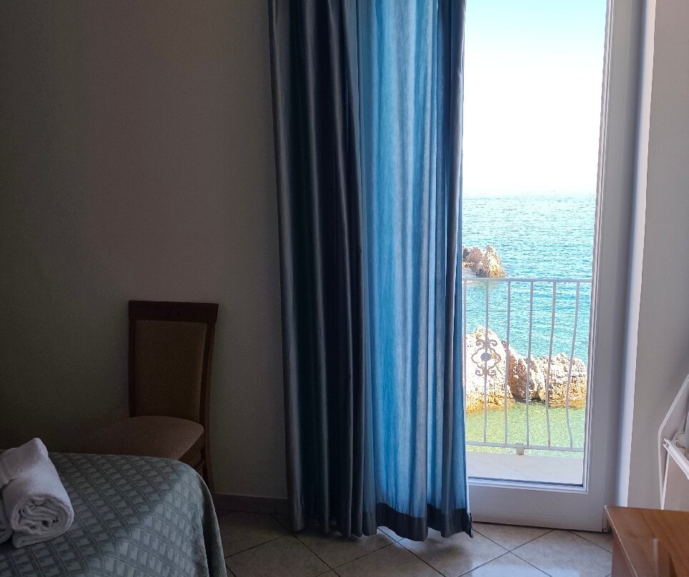 贝拉维斯塔酒店主图