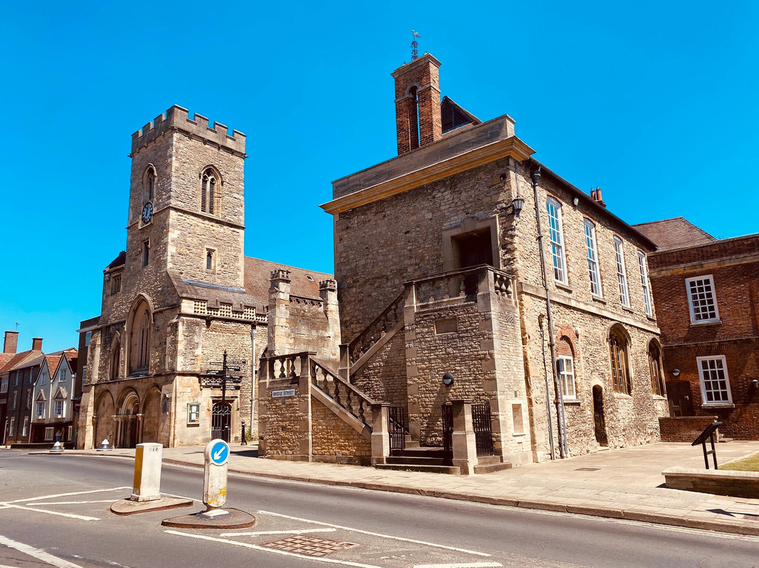 牛津阿宾顿希尔顿花园酒店主图