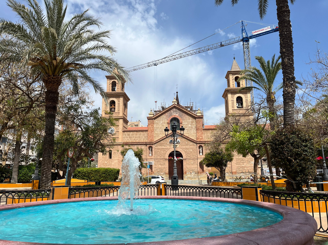 Iglesia de La Inmaculada Concepcion-托雷维耶哈必去景点