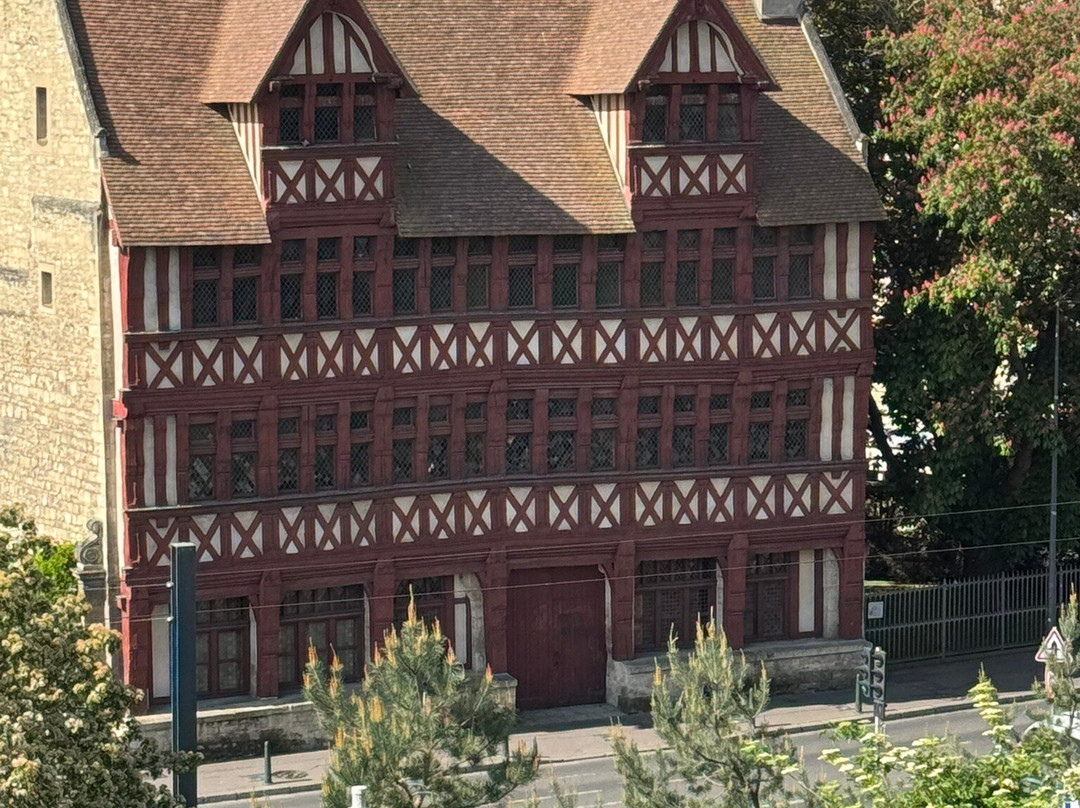 La Maison des Quatrans-卡昂必去景点