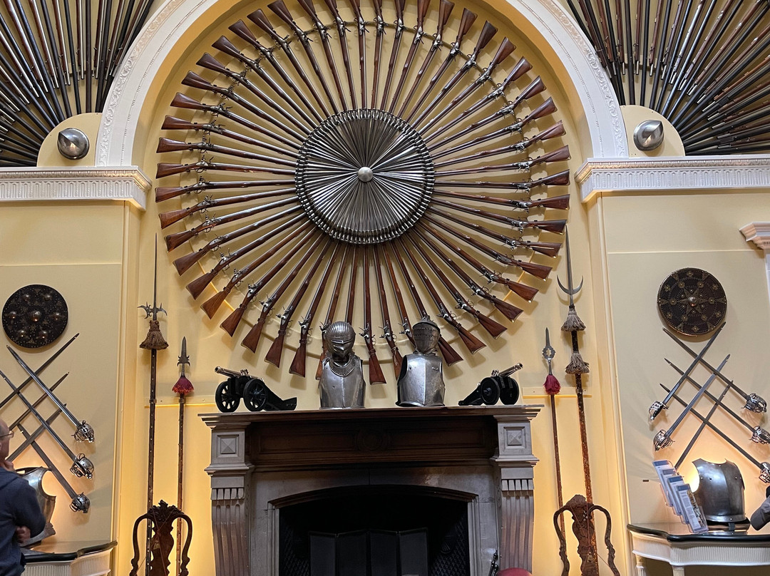 Inveraray Castle & Gardens-因弗雷里必去景点