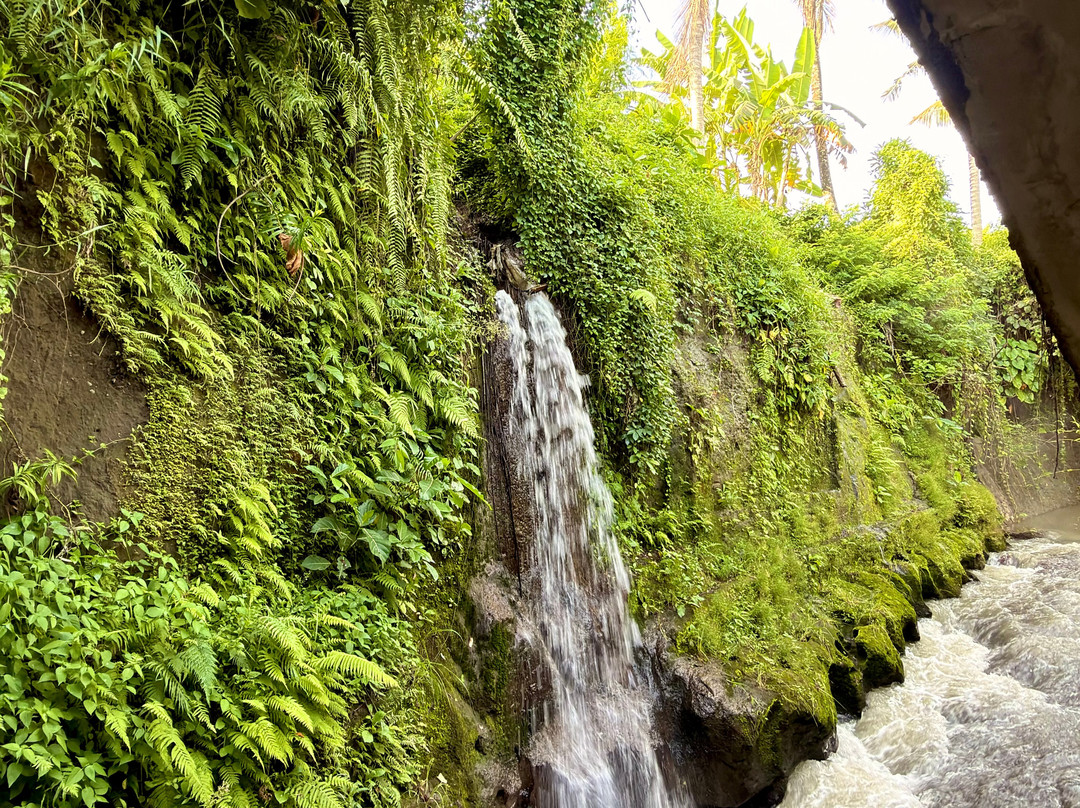 Riverside Spa - Ulaman Eco Luxury Retreat