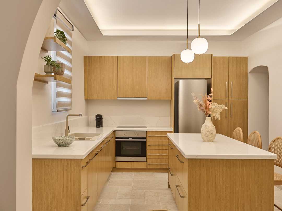 Alaia Boutique houses