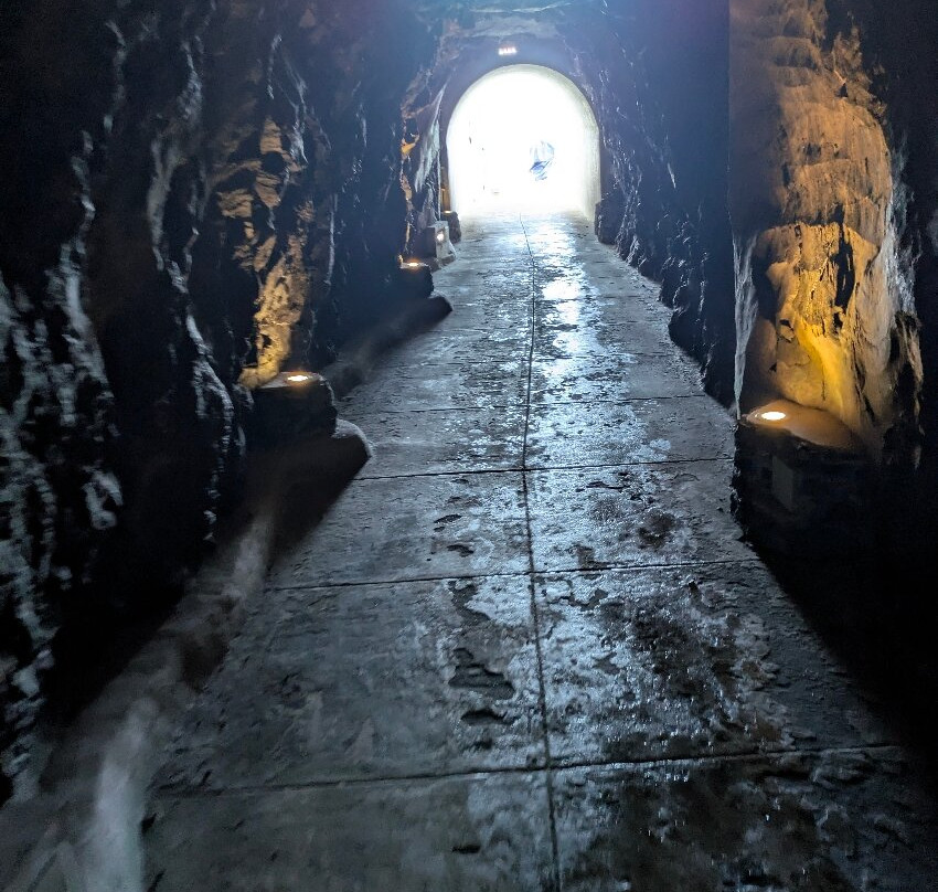 Túnel das Poças do Gomes-沙尔必去景点