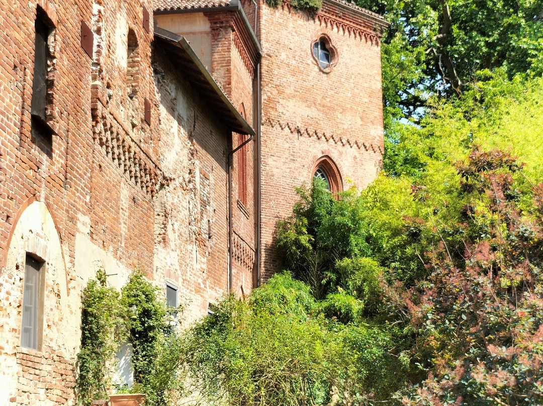 Castello Sannazzaro Di Giarole-Giarole必去景点