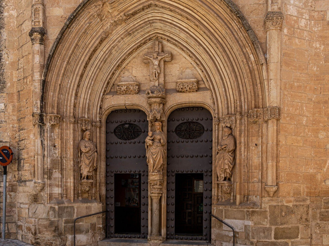Iglesia De Santa Maria Del Salvador-Chinchilla de Monte-Aragon必去景点