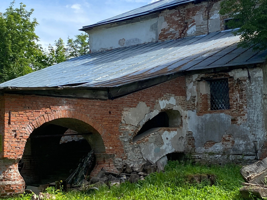 Nicholo-Medvedsky Monastery-Novaya Ladoga必去景点