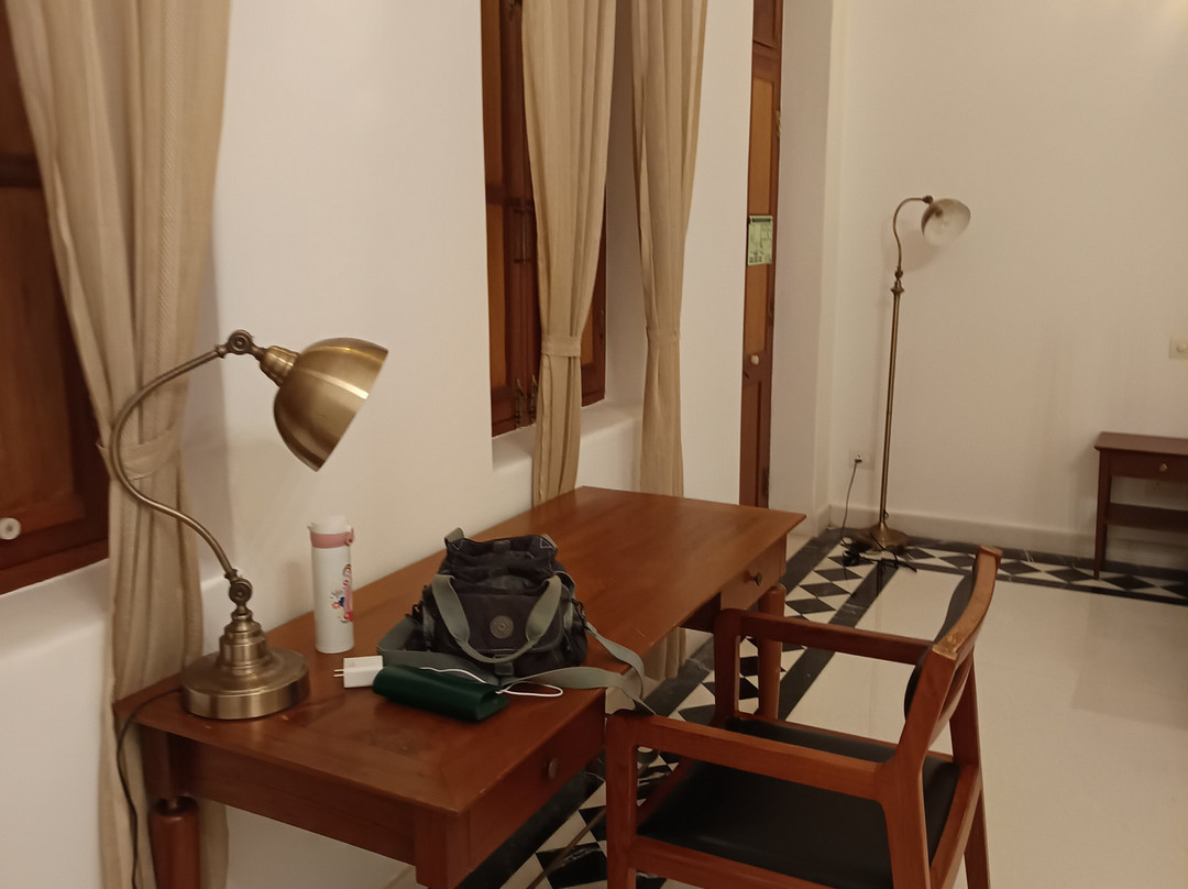欧洲大酒店主图