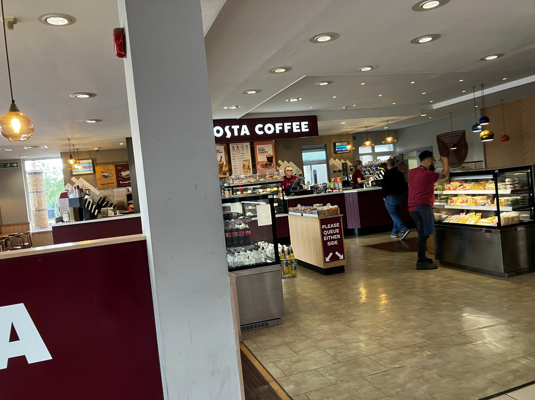 Watford Gap Motorway Services Area-Watford必去景点
