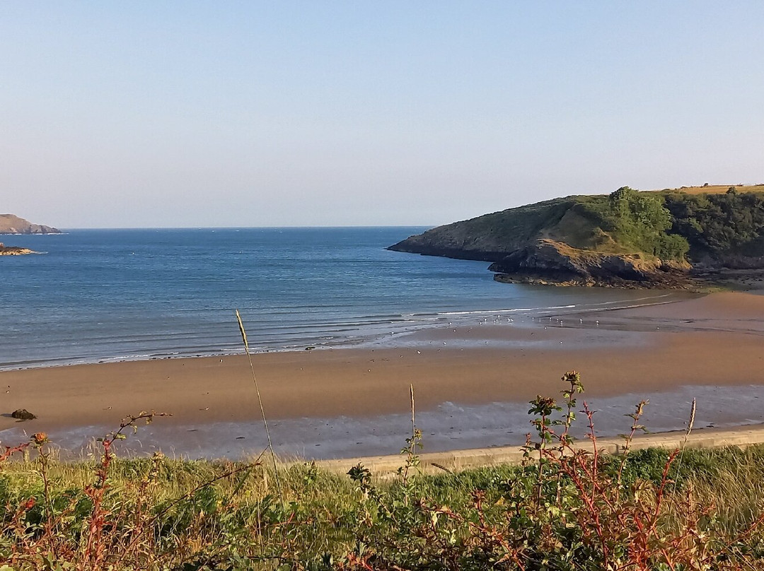 Cemaes Bay Traeth Bach Beach-Cemaes Bay必去景点