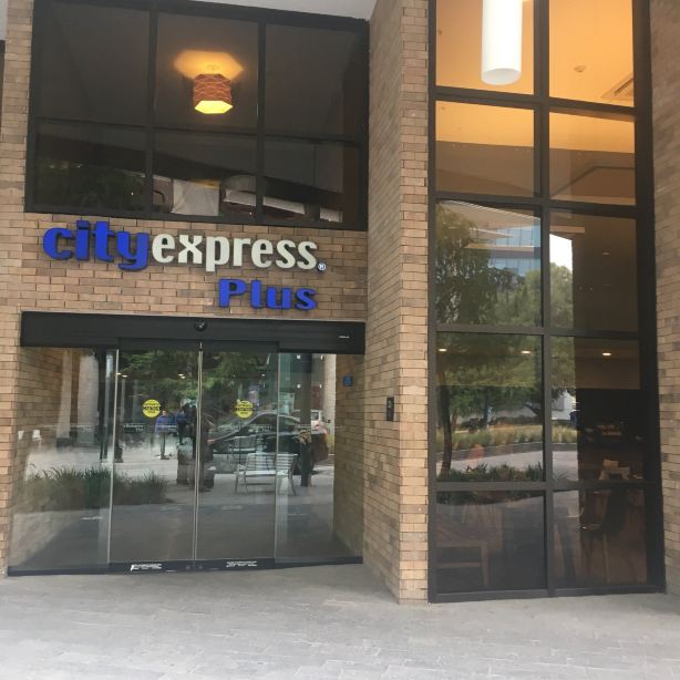 蒙特雷索尔河畔万豪城市快捷普拉斯酒店-旅行者