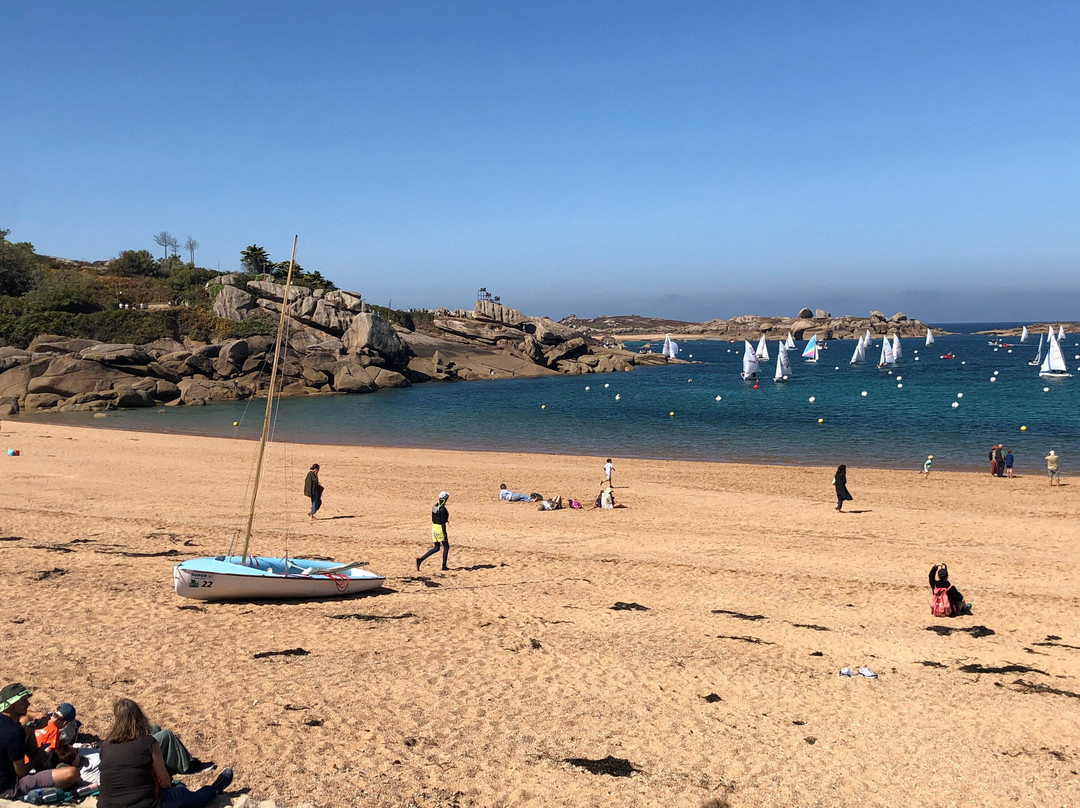 Plage du Coz-Pors-Tregastel必去景点