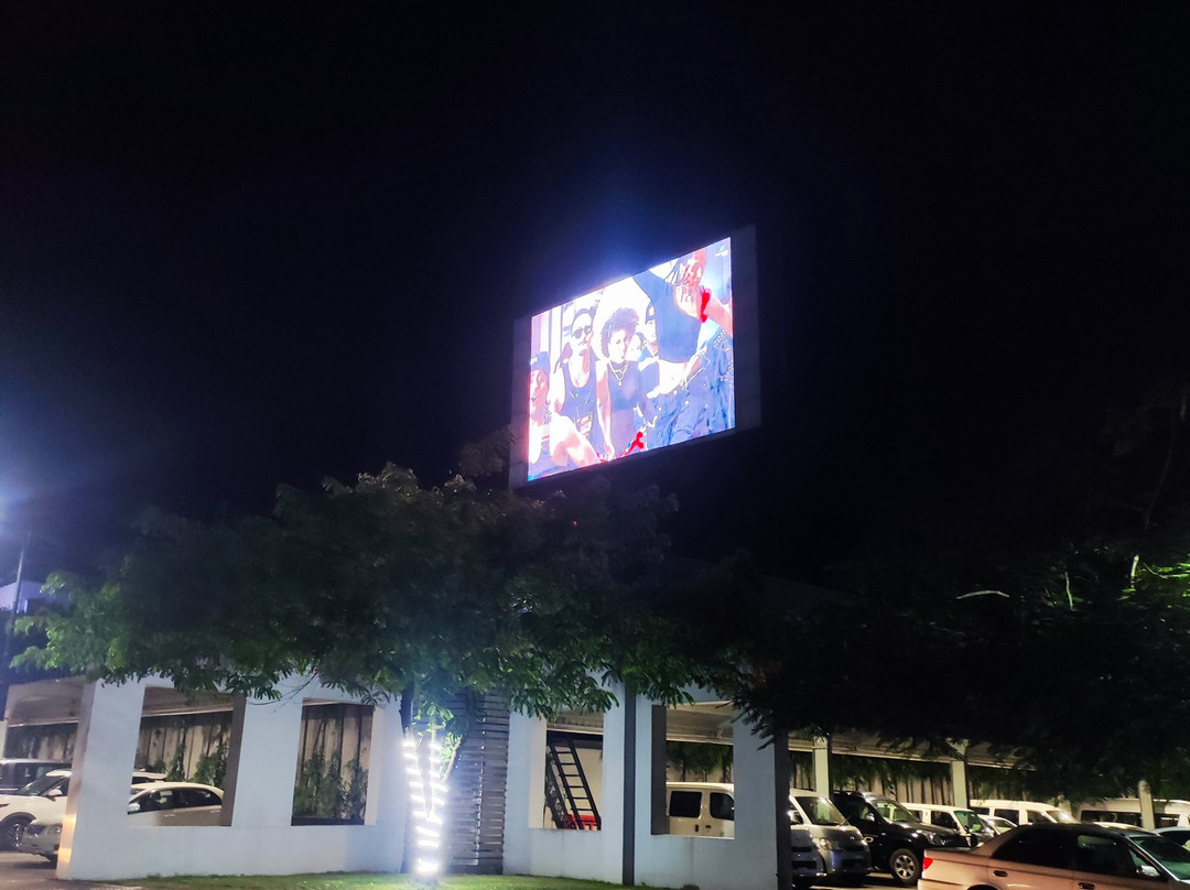 Momo公园度假酒店主图