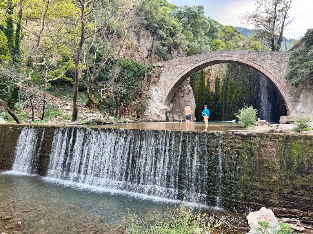 Palaiokarya’s Stone Bridge-Trikala必去景点