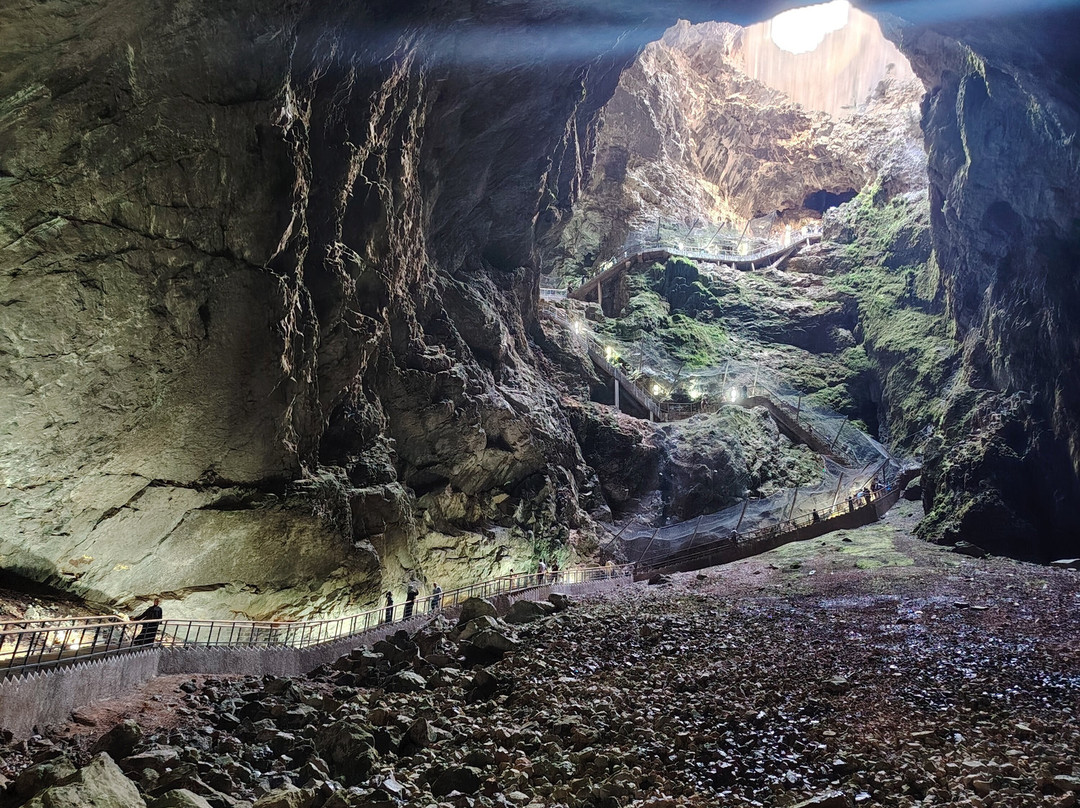 Friouato Caves-Taza必去景点