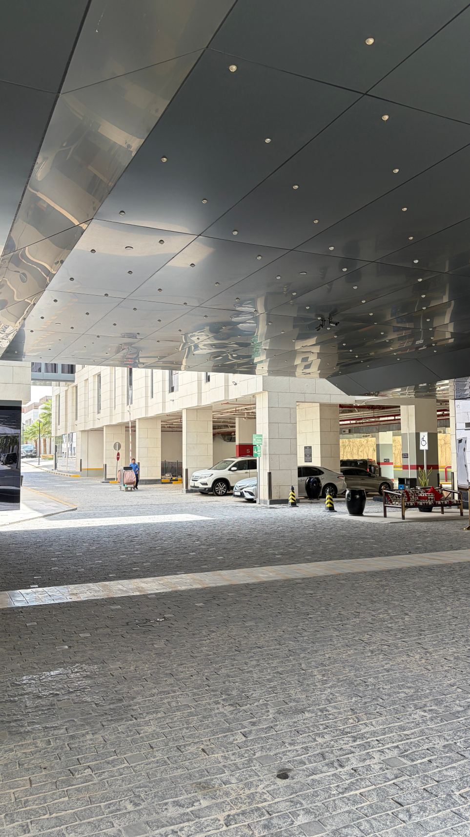 利雅得库尔图巴丽笙酒店-旅行者