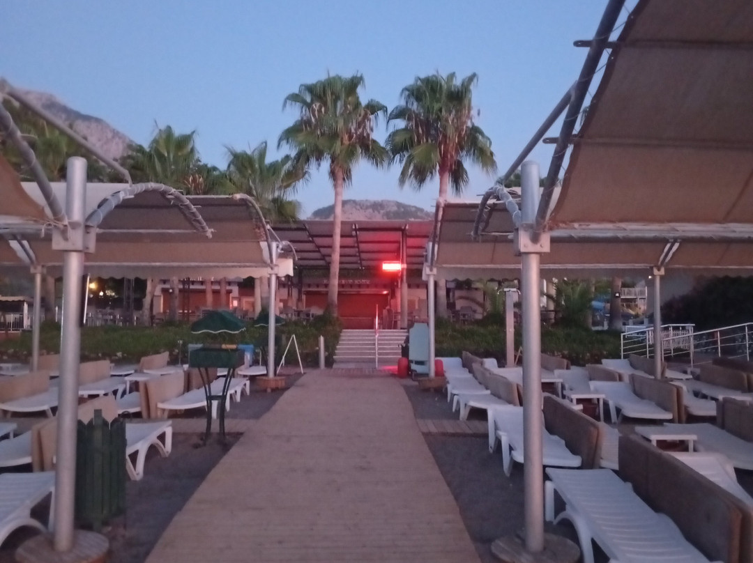 费穆古努克酒店主图