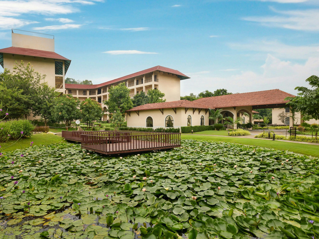 Jambughoda酒店住宿-Bhanu The Fern Forest Resort & Spa Jambughoda, Series by Marriott