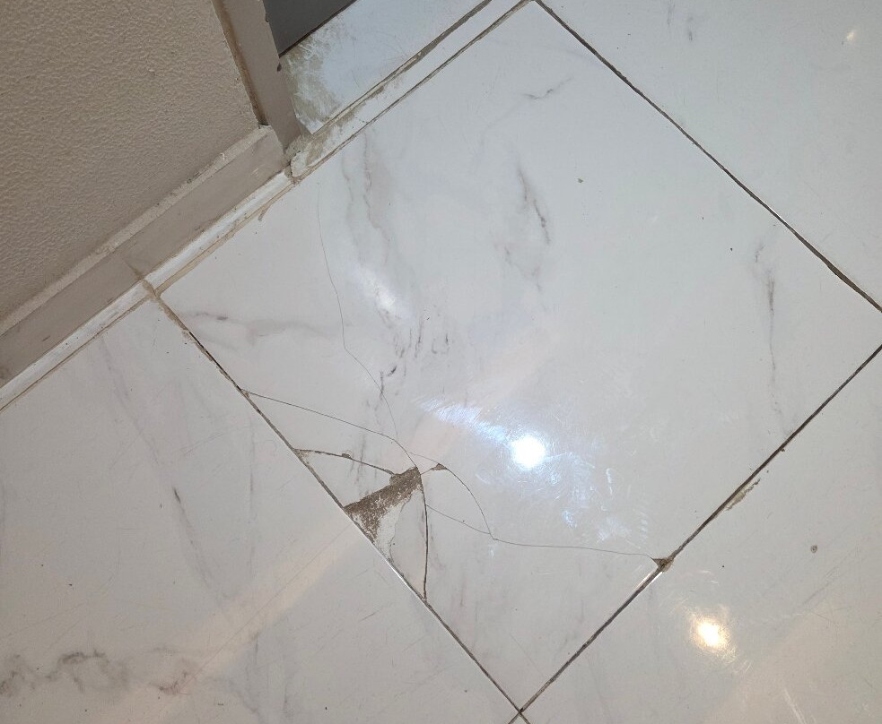 埃利亚海滩酒店主图