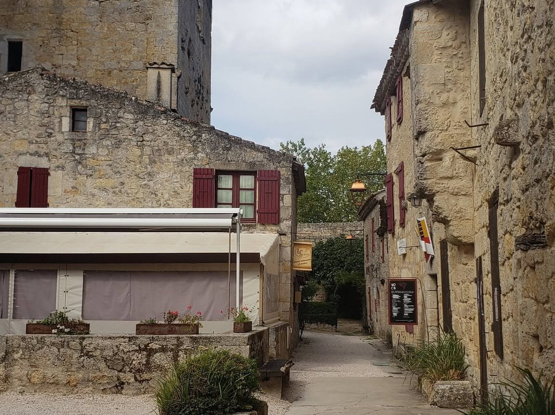 Le Village Fortifie de Larressingle-Larressingle必去景点