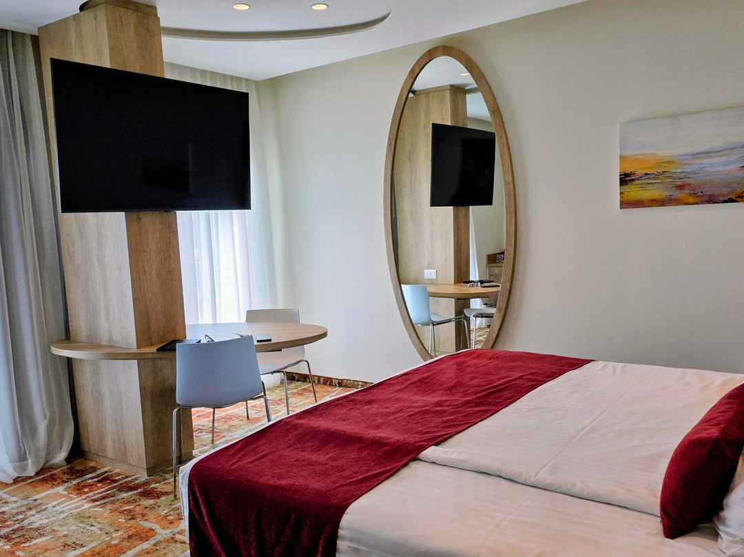 Lot Spa Hotel主图