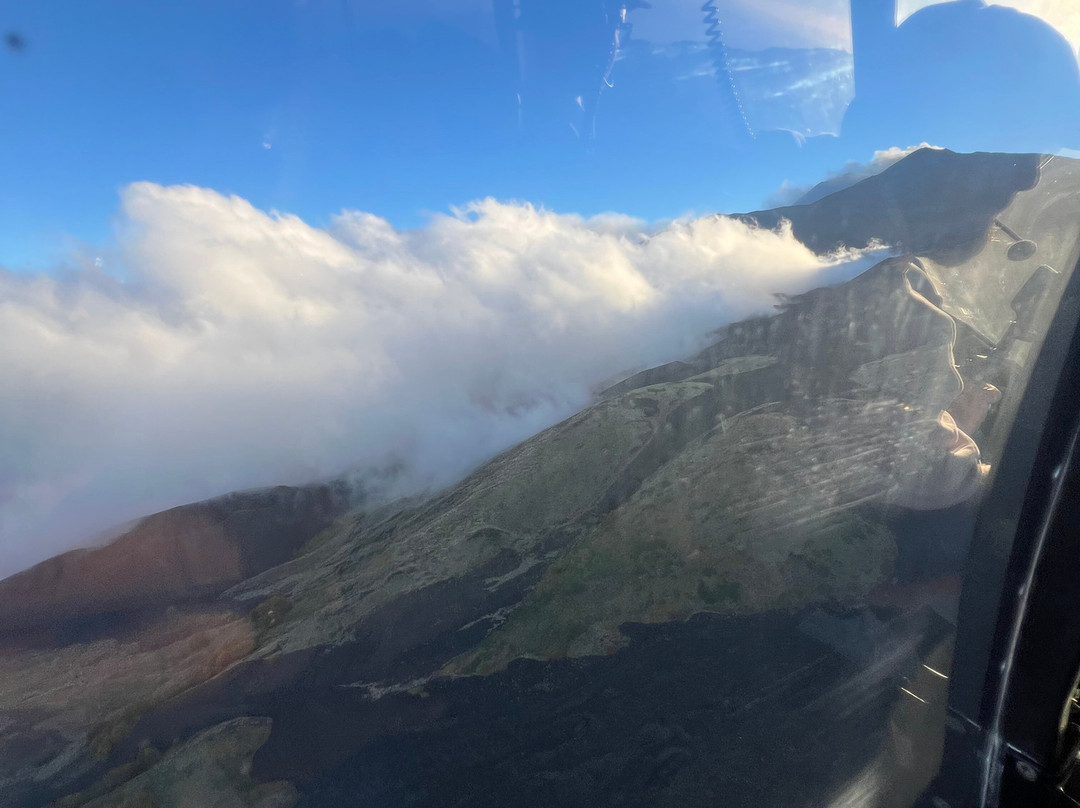 Helijet Tours-陶尔米纳必去景点