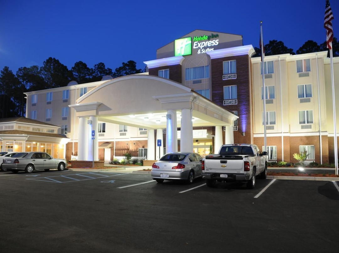Holiday Inn Express & Suites Bainbridge by IHG主图