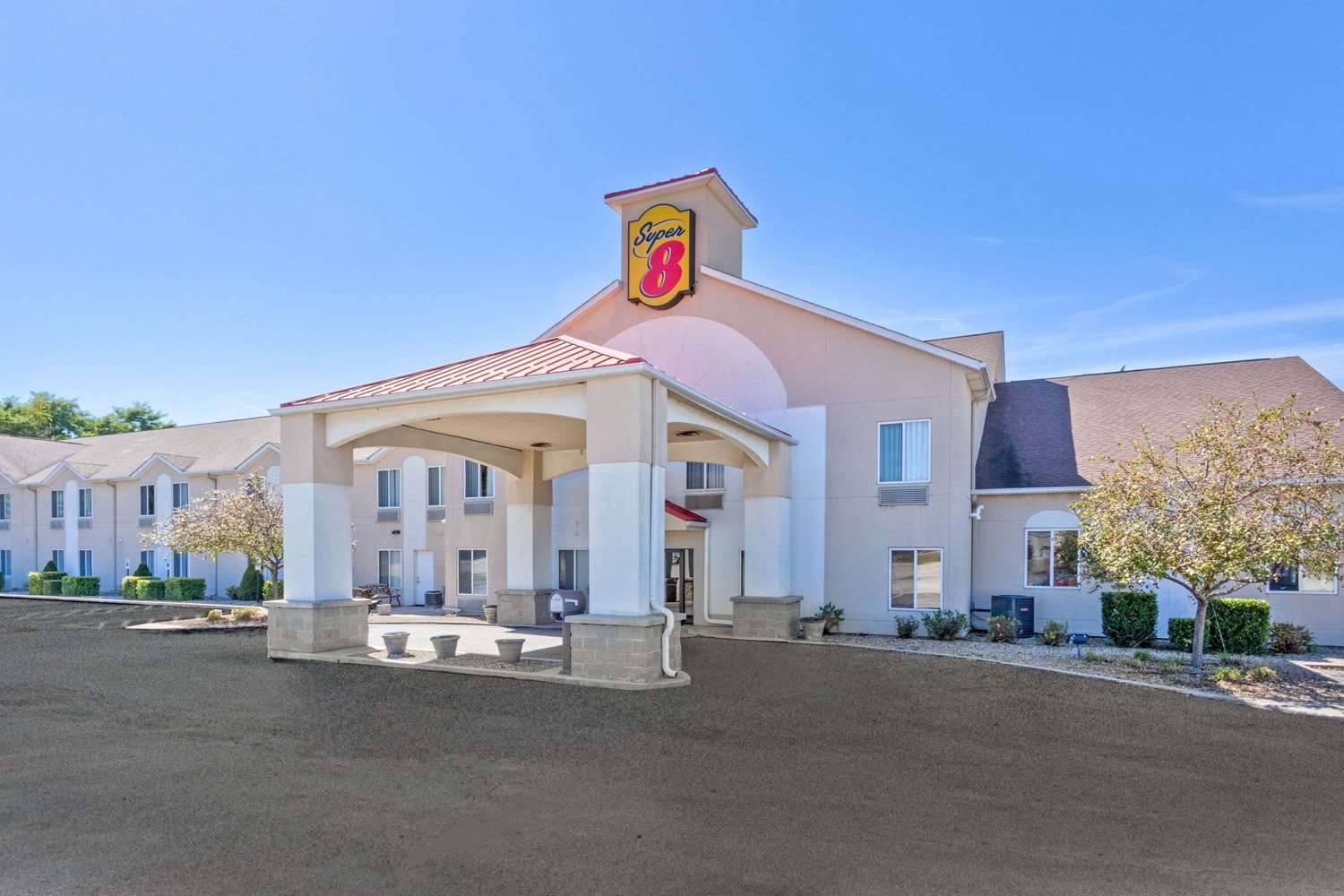 Super 8 by Wyndham Cloverdale-官方