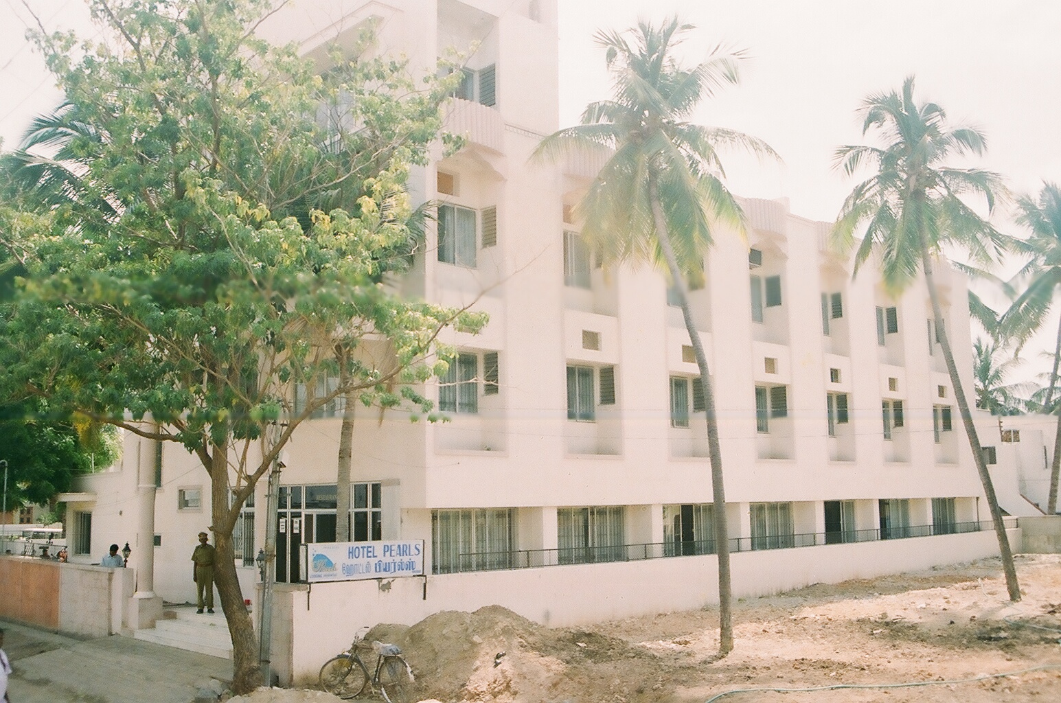 OYO 46051 Hotel Pearls-官方