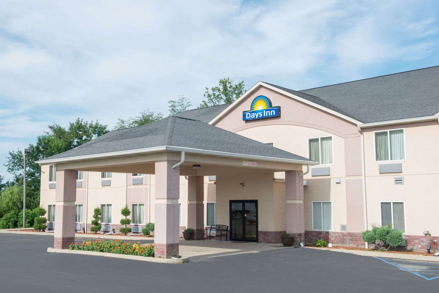 Days Inn by Wyndham Sullivan-官方