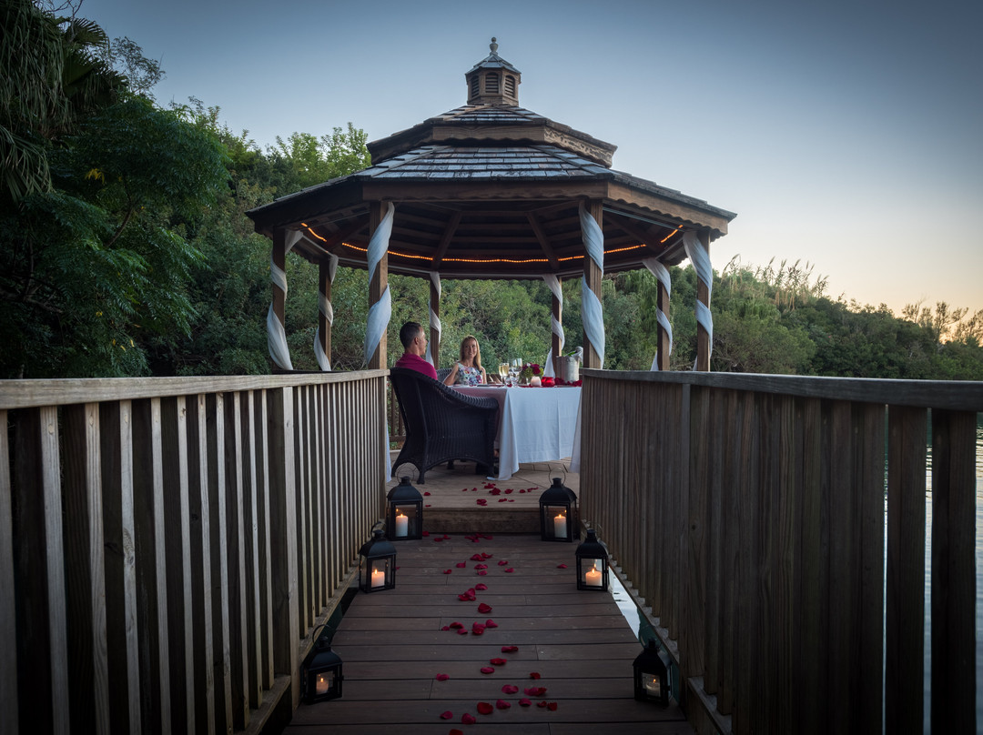 Grotto Bay Beach Resort & Spa主图