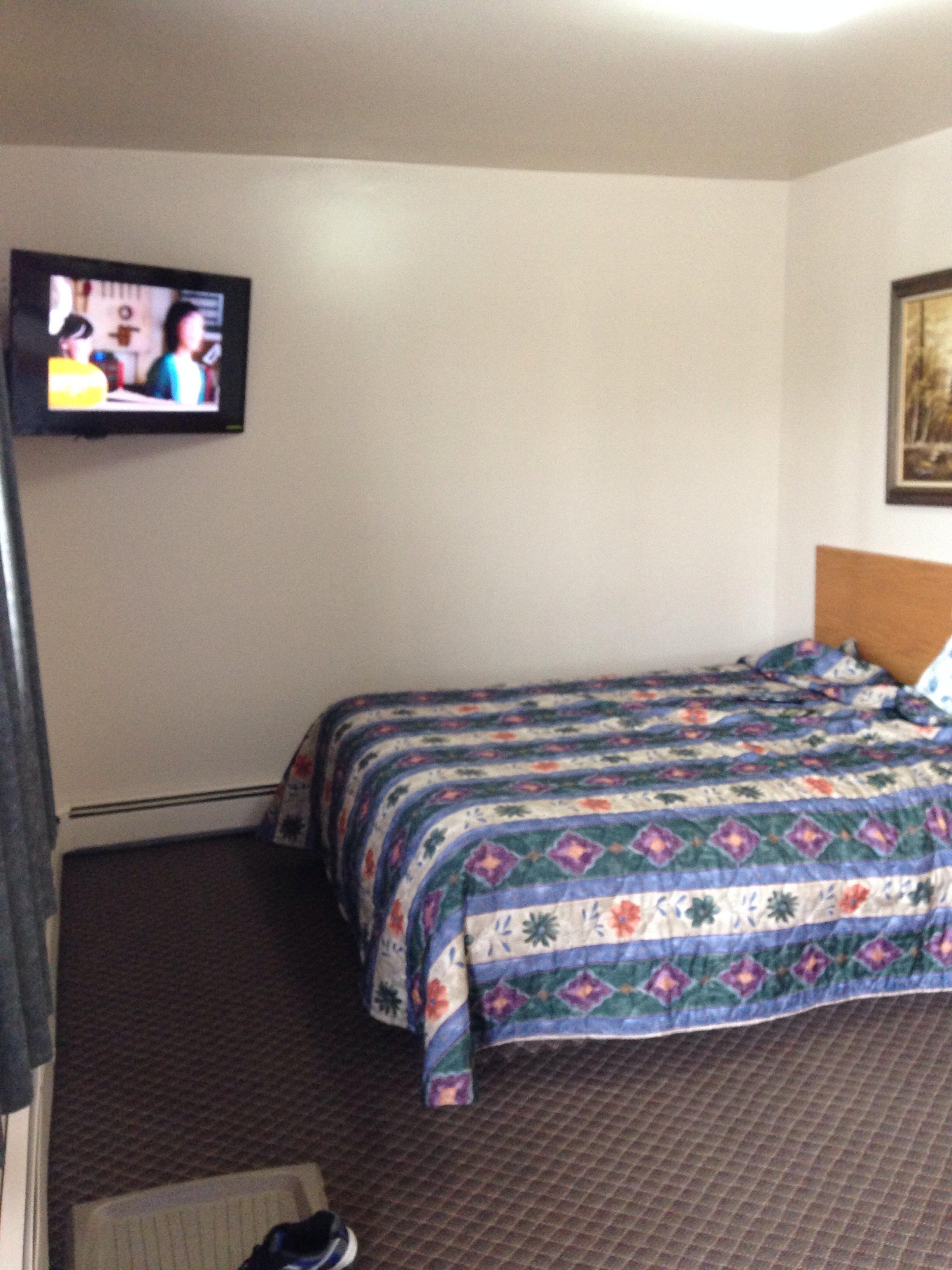 Lakehead Motel-客卧