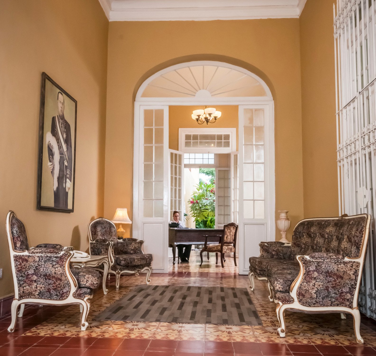 Hotel E El Marques-官方