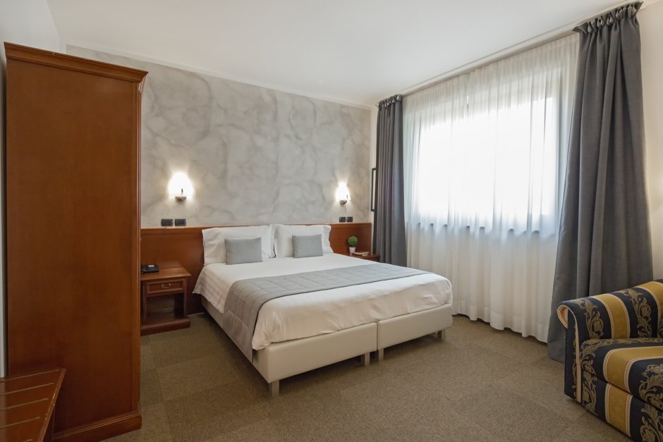 Medea Hotel-官方