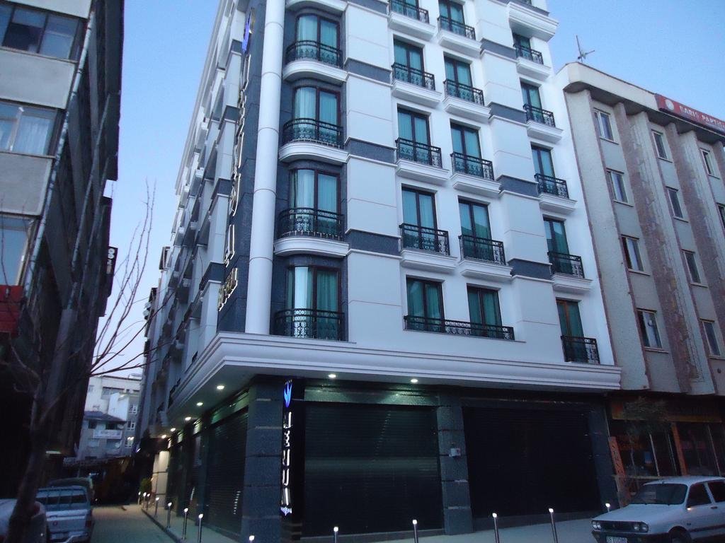 Moon Light Hotel-官方