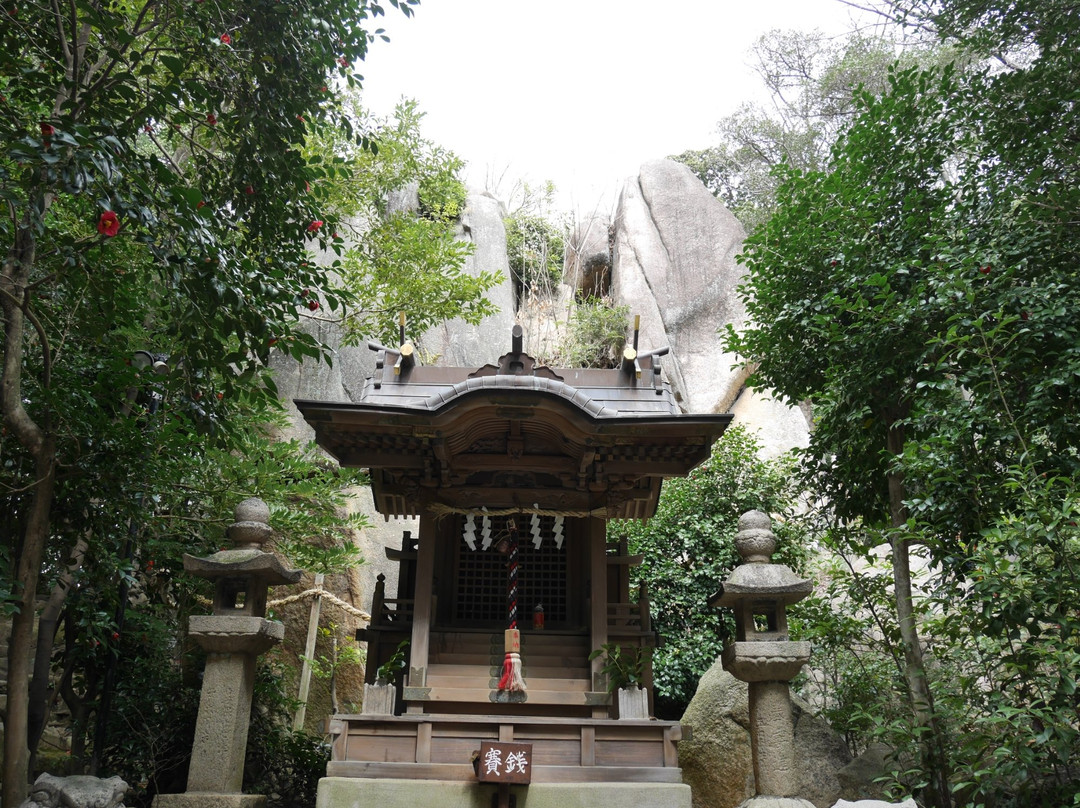 Koshikiiwa Shrine景点图片
