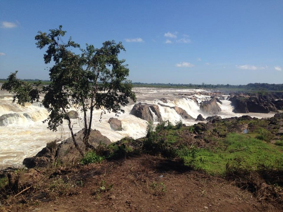 Preah Nimith Waterfall景点图片