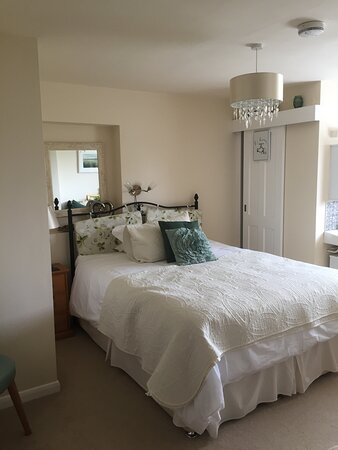 Poplars Farmhouse Bed & Breakfast-官方