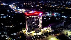 The Zuri Dumai主图