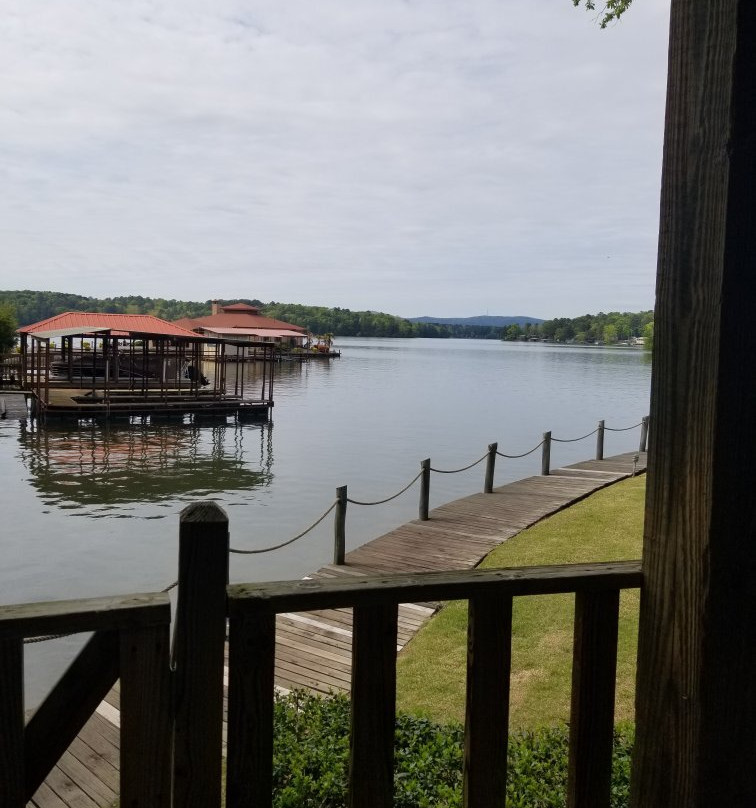 Farr Shores
