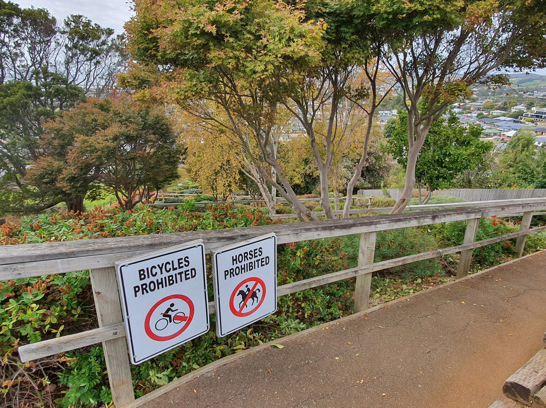 Zigzag Gardens景点图片