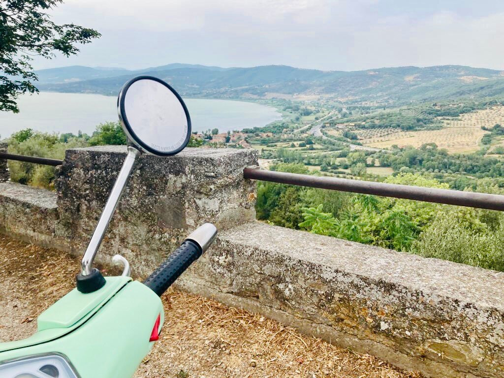 Umbria in Vespa景点图片