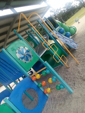 Lake Tinaroo- 阿瑟顿必去景点