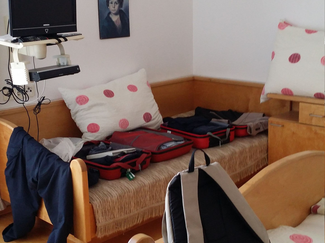 Frau Leiter Privatzimmer