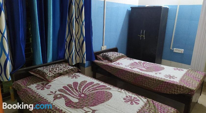 Luxury Home Stay-PG Rooms