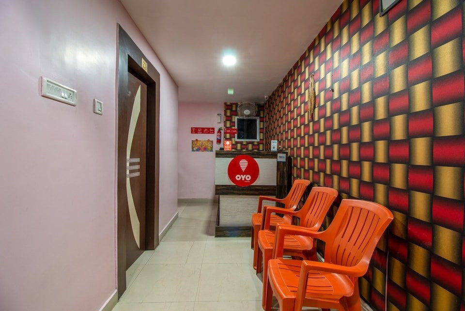 OYO 14579 The Hangout主图