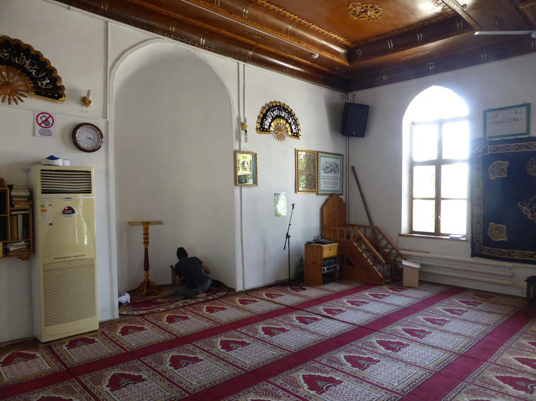 Bakhodyrkhon-Toro Uulu Musakhon-Toro Mosque-比斯凯克必去景点